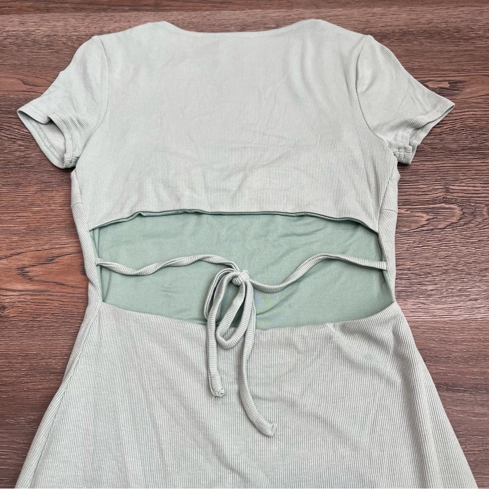 NEW Princess Polly Nolan Short Sleeve Mini Dress Green Sage Size 4 Open Back - Picture 5 of 10